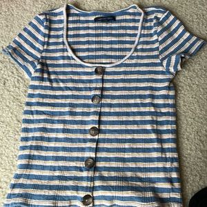 American Eagle Stripes/buttons short sleeve